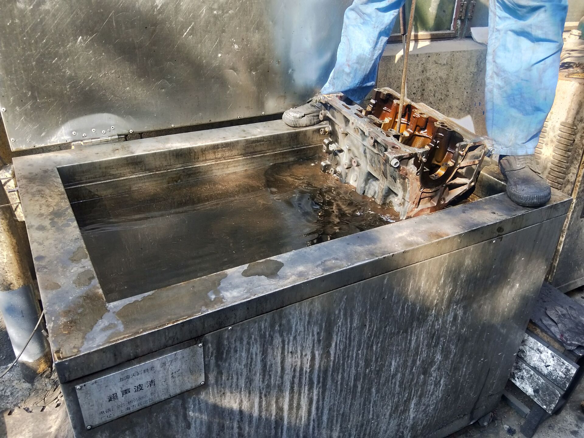 宁波车友奥迪,宁波哪家店专业维修奥迪烧机油