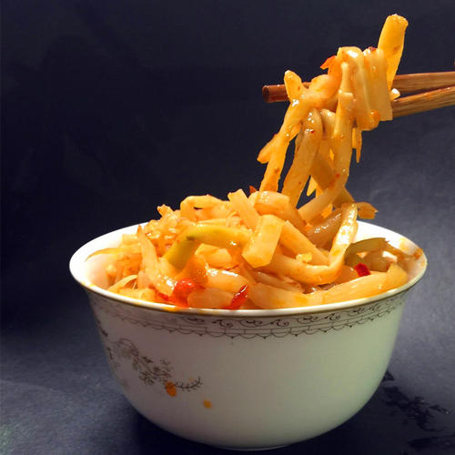 正宗柳州螺蛳粉怎么做的教程,正宗柳州螺蛳粉的做法源头