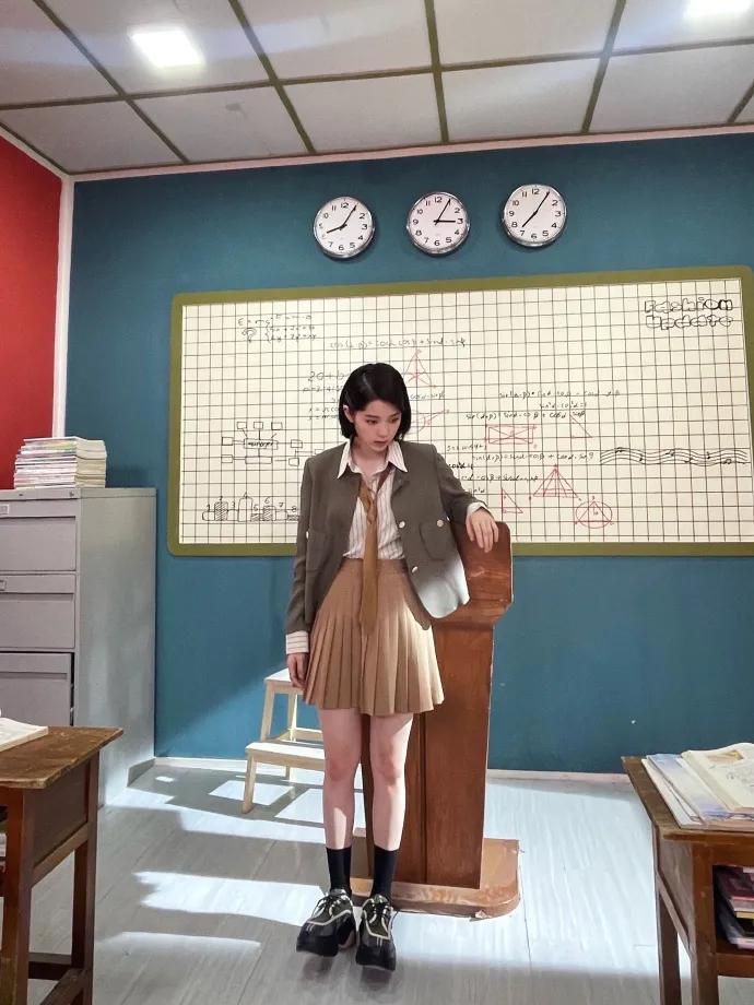 运动鞋袜子夏季,今年最流行的鞋子搭袜子