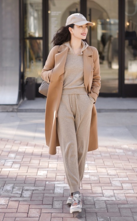 大衣这4款内搭时髦又高级,会打扮的女人穿搭