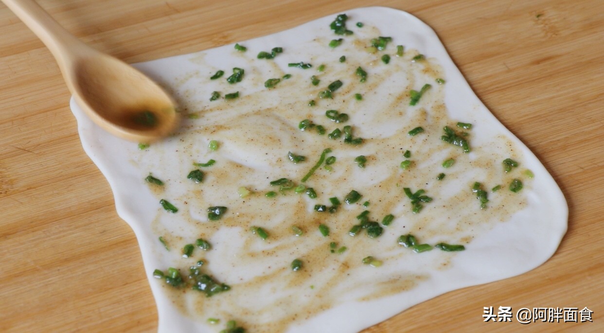 新手摆摊卖手抓饼需要什么酱料,手抓饼新手摆地摊创业攻略