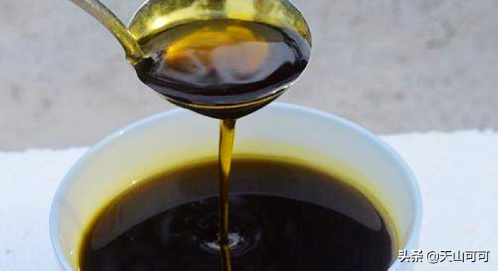 猪油和菜籽油哪个润锅好,滑锅用什么油最好