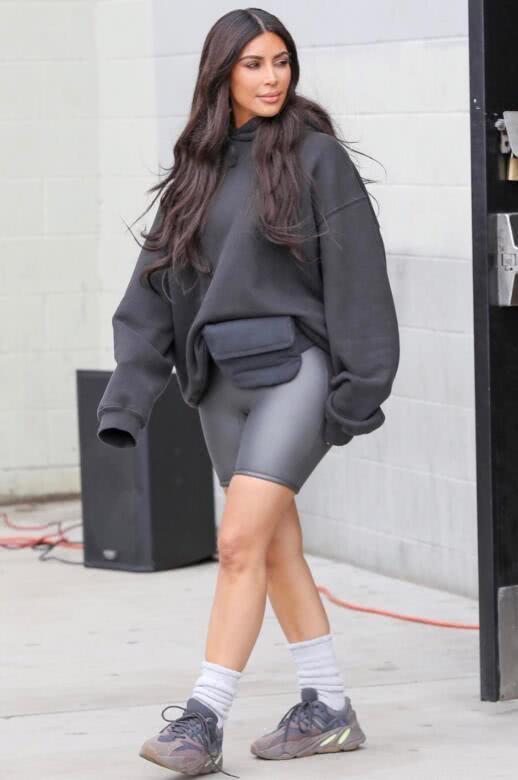 巴宝莉伊莲娜,超模伊莲娜水晶礼服前任同框场面