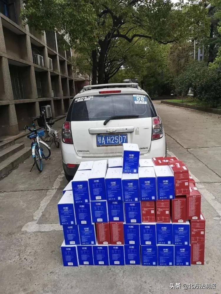 为邻居零差价代购，他成了小区红人！有人把他写进诗里