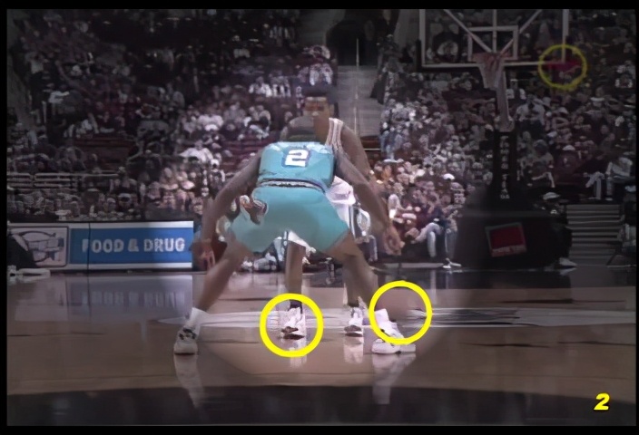 艾弗森变向的晃肩怎么做,艾弗森变向晃肩怎么练