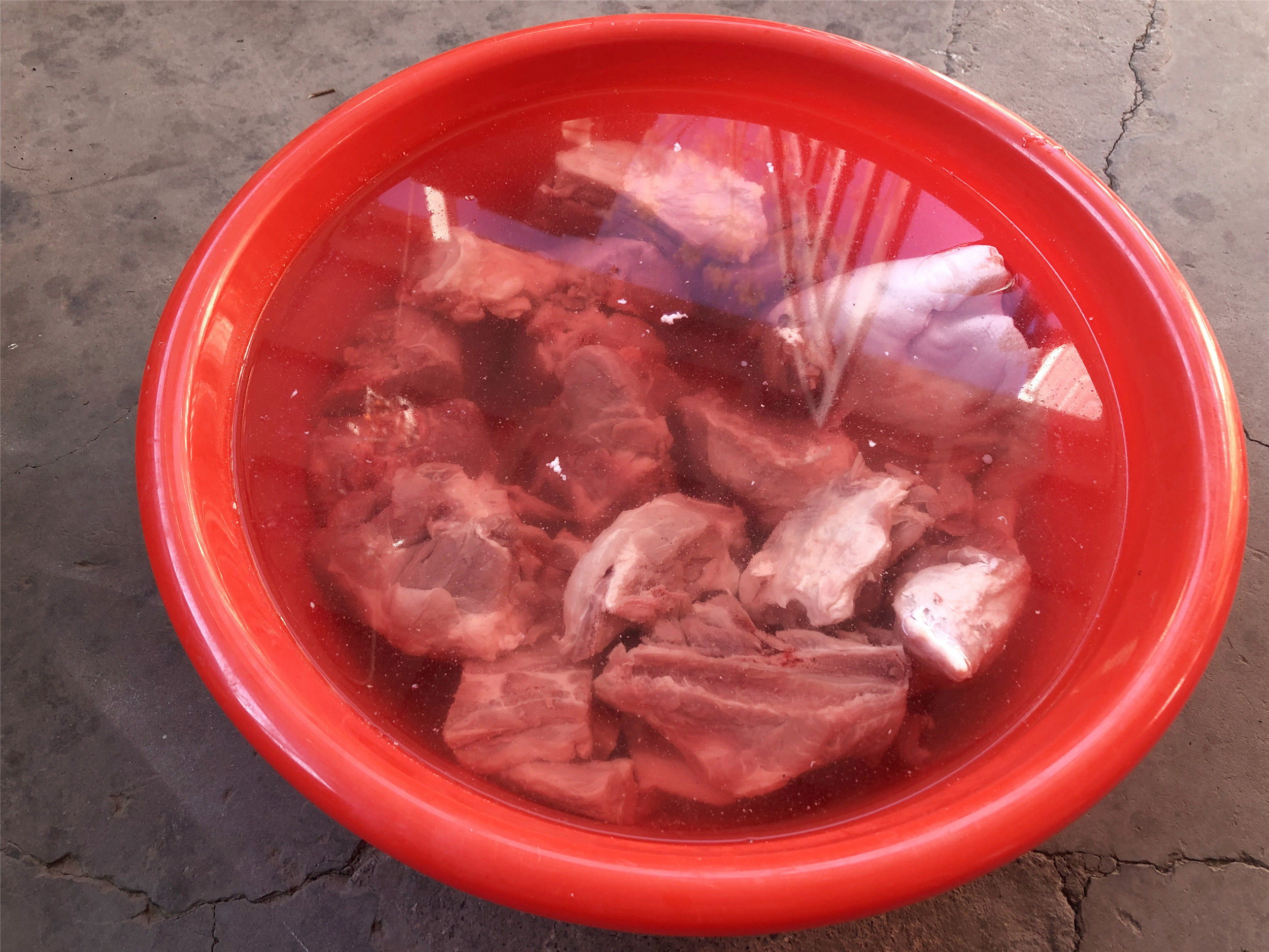 煮猪排骨的正确方法,大骨头清炖排骨的正确方法