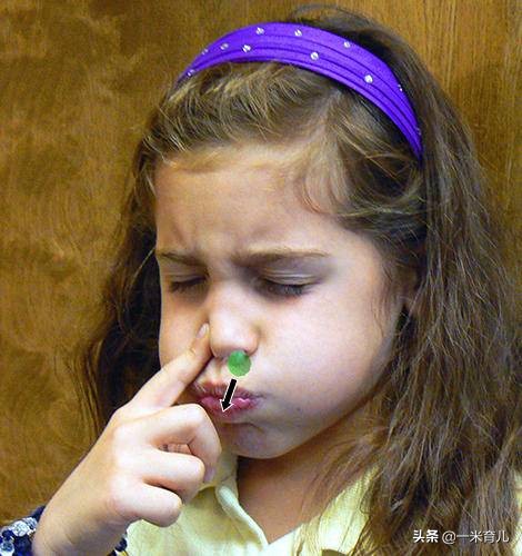 5岁鼻异物，18岁仍作妖！儿童发生鼻腔异物，先来做好这4步