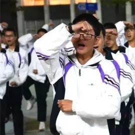 首届高考一本率达77.46%,昆三中经开学校为何成为名校“黑马”?