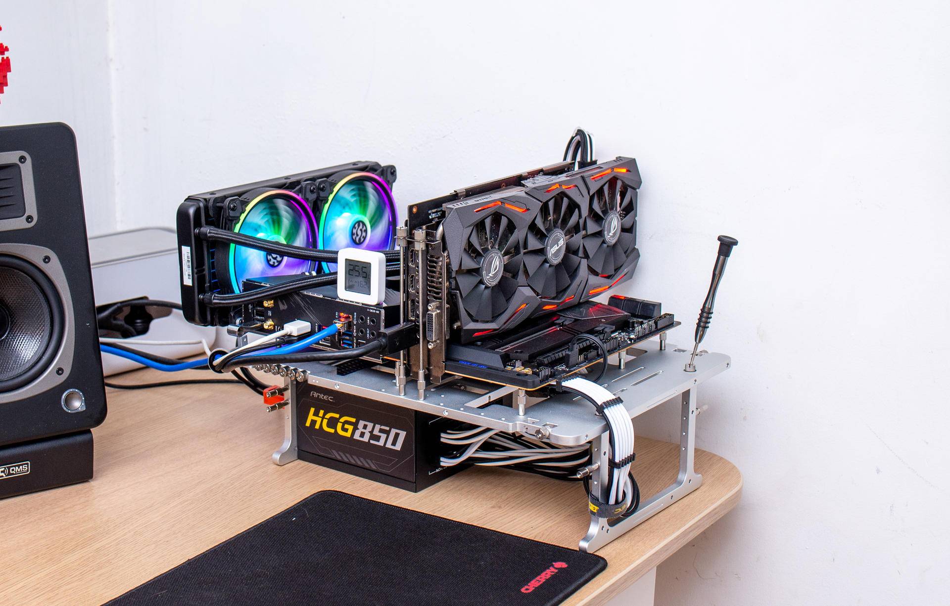 威刚一体式水冷测评,可以畅快玩游戏的笔记本电脑