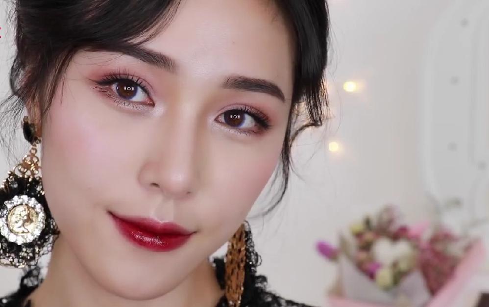 美妆教程眼线,植村秀眼线笔晕染图片