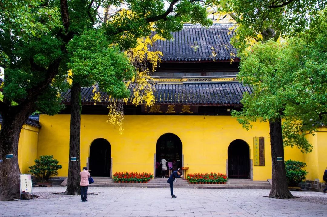 一入秋苏州成姑苏,秋色一入秋苏州就成了姑苏