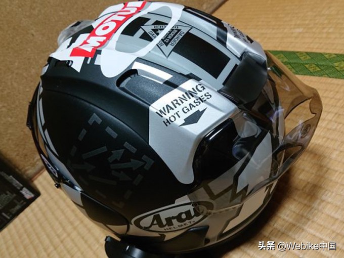 shoei与arai哪个好,shoei和arai外观颜值