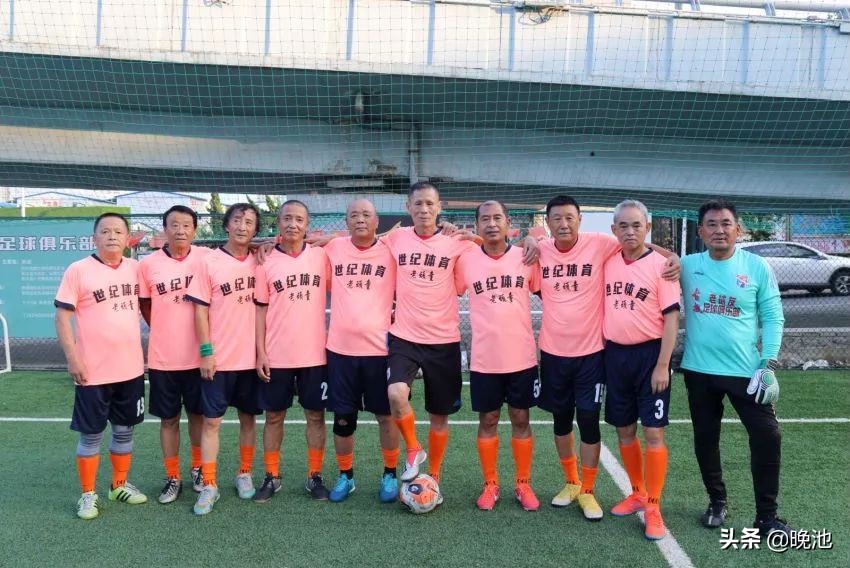 大连vs上海儿童足球,大连最强业余足球队