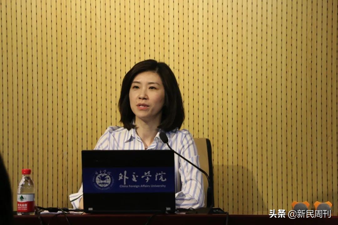 深挖|履新的女神翻译张璐，较之贵金属尤缺