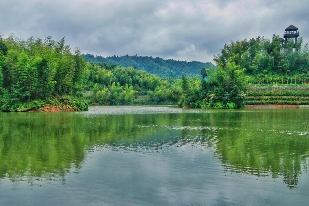 乡村旅游脱贫致富视频,贵州66个贫困县全部脱贫