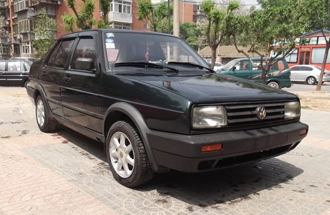 中国汽车产业30年风云录,中国汽车产业发展报告2009