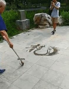 搞笑gif图来袭看一次笑一次,搞笑gif开心一刻