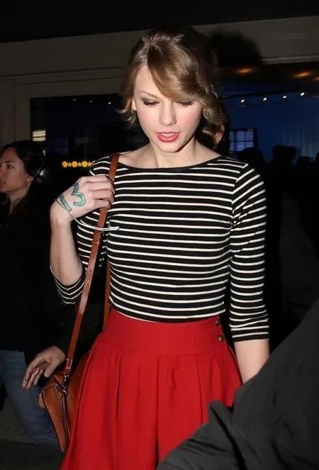 梅根王妃有多迷信,梅根福克斯受欢迎吗