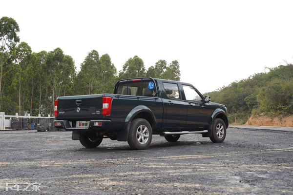 日产皮卡锐骐7柴油版14.88万配置,东风日产皮卡锐骐5柴油版报价