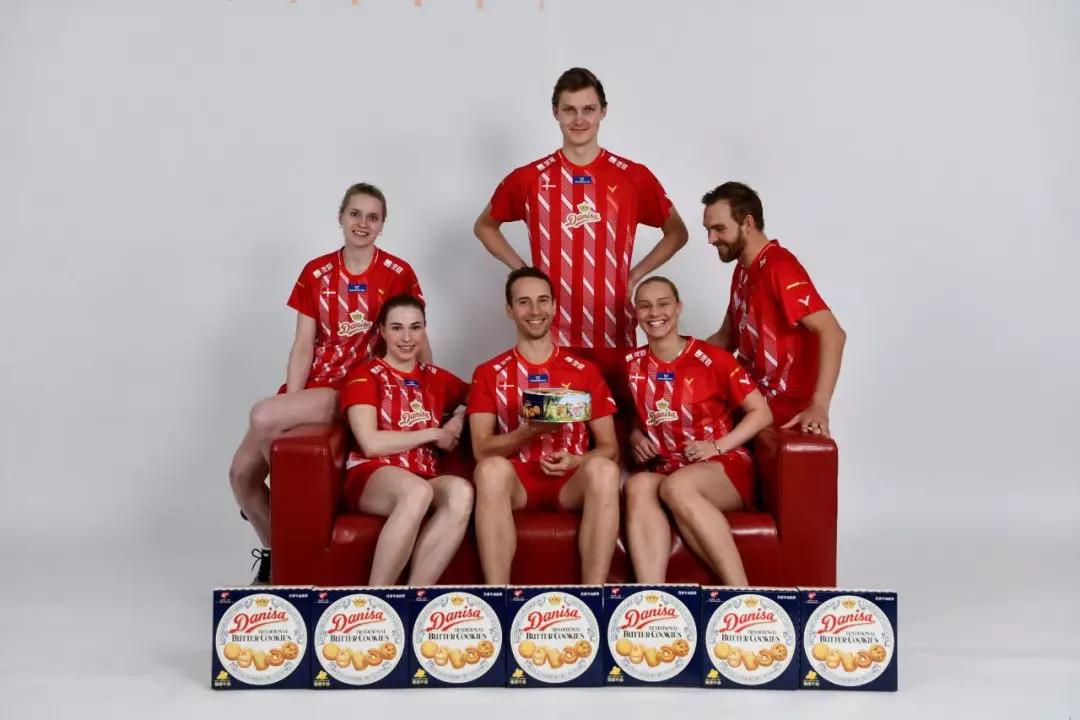 丹麦皇冠曲奇和蓝罐曲奇哪个好,皇冠世家曲奇和皇冠丹麦曲奇