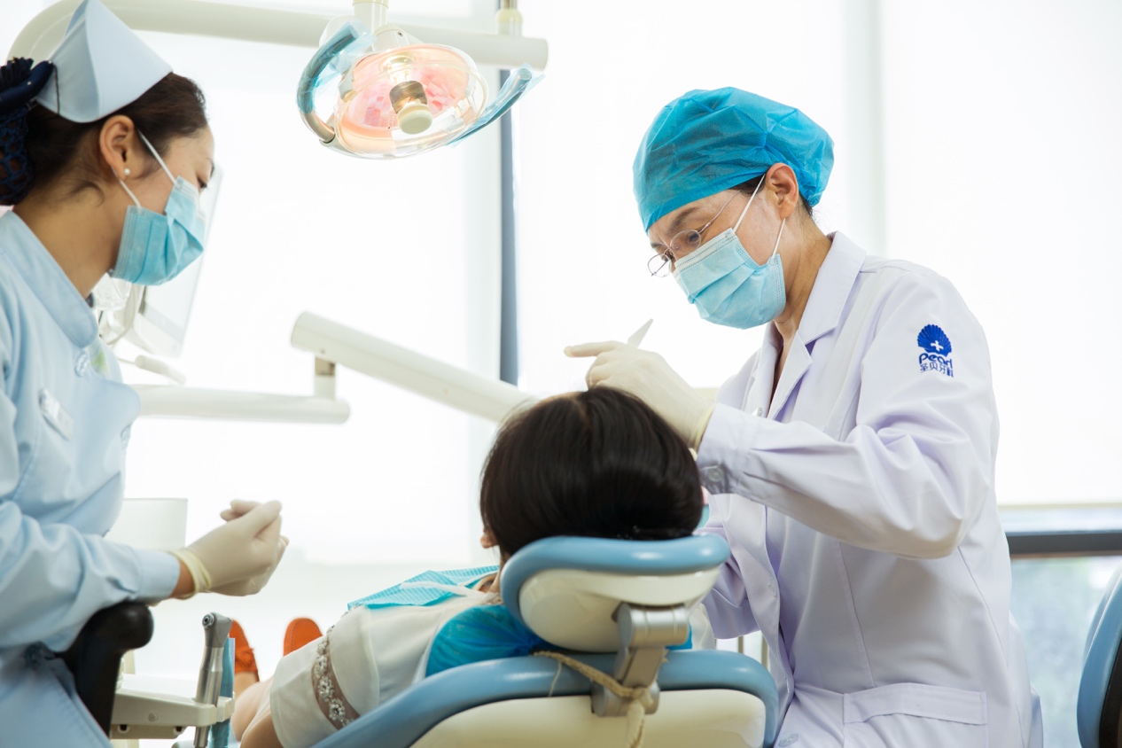 新氧精准赋能回归医疗本质:圣贝口腔技术和服务两架马车行稳致远