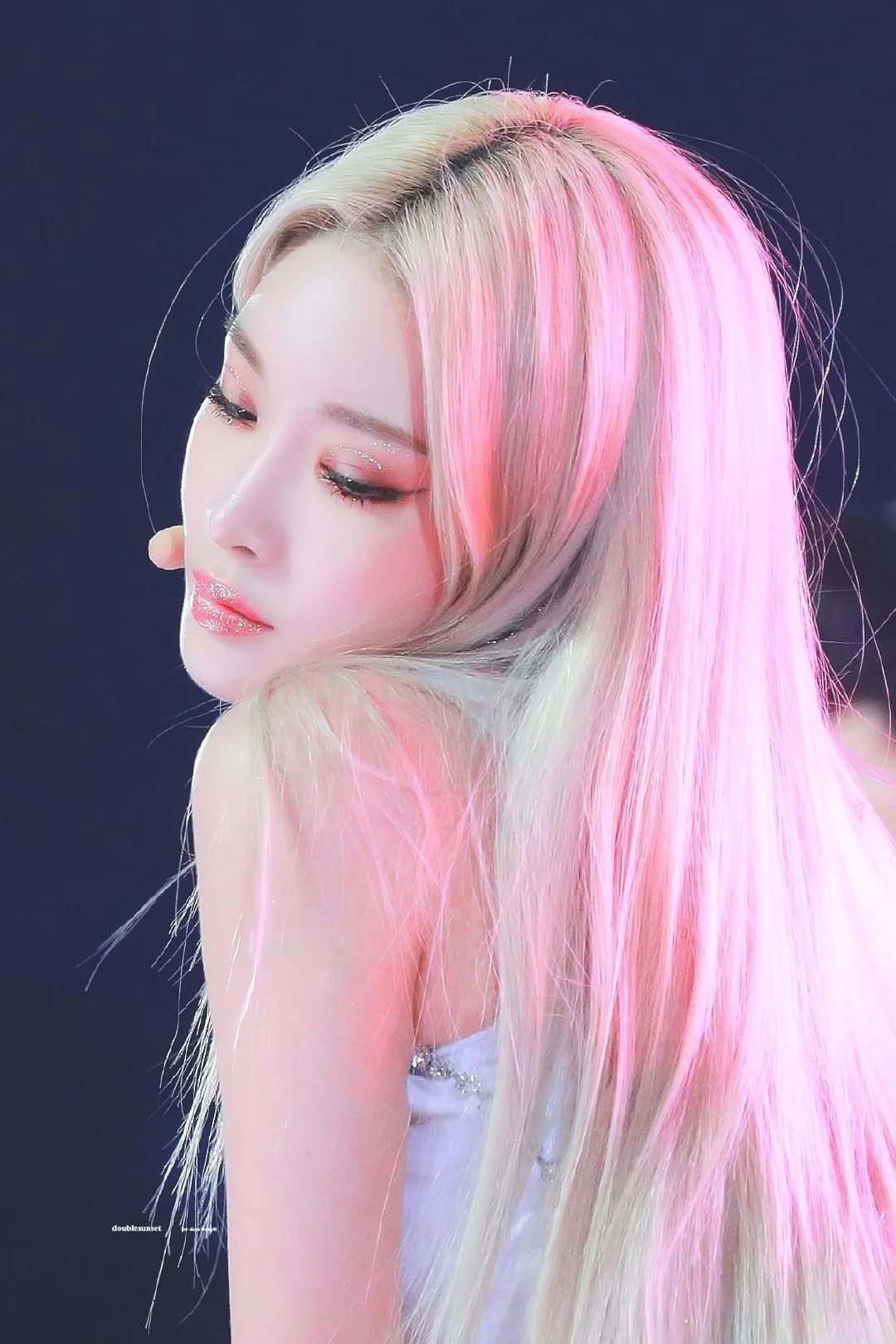 被喷整容脸，却凭实力逆袭为泫雅、宣美接班人，绝不止是穷哈