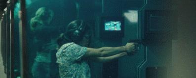 “寡妇”化身复仇女神，够硬又够黑