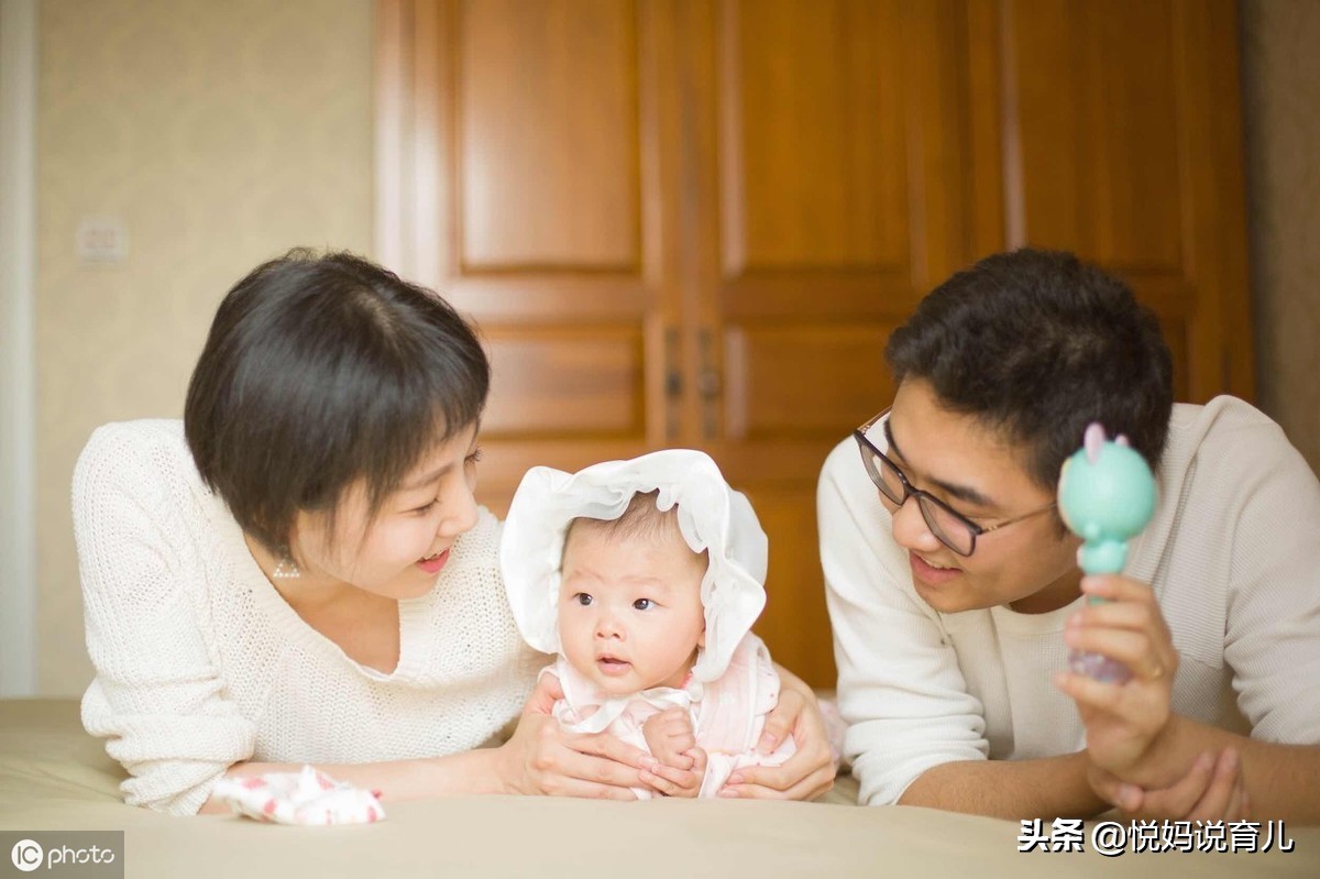 宝宝吃果冻噎到了急救措施,孩子吃果冻被噎到怎么办