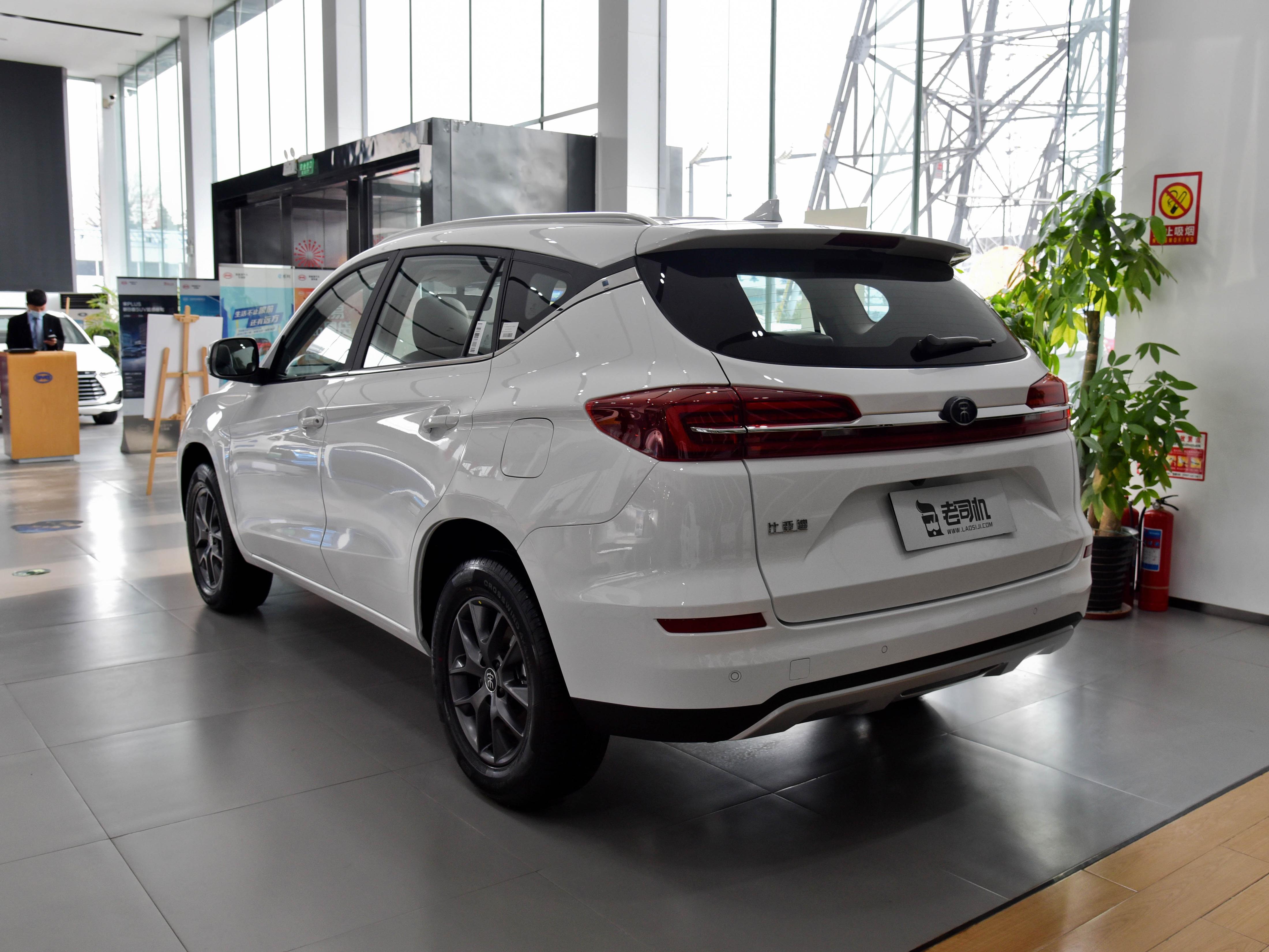 价格实惠的自动挡suv,买自动挡suv十万以下什么车最好