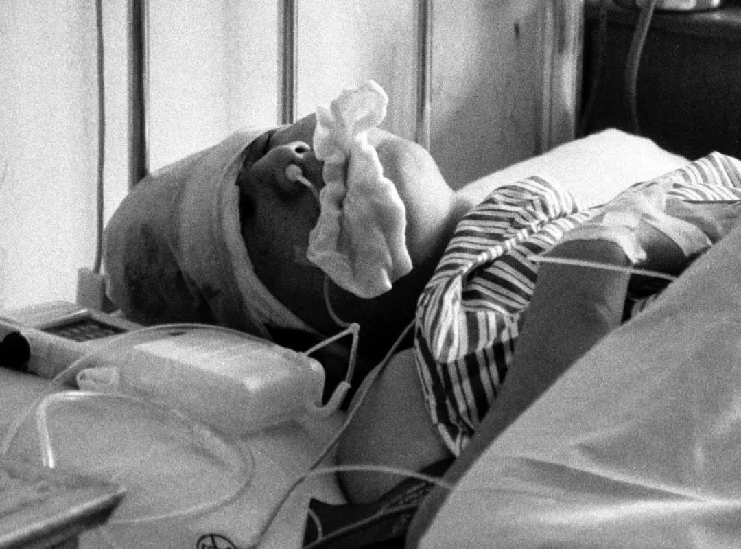 辽足宣布解散视频,辽足解散现场