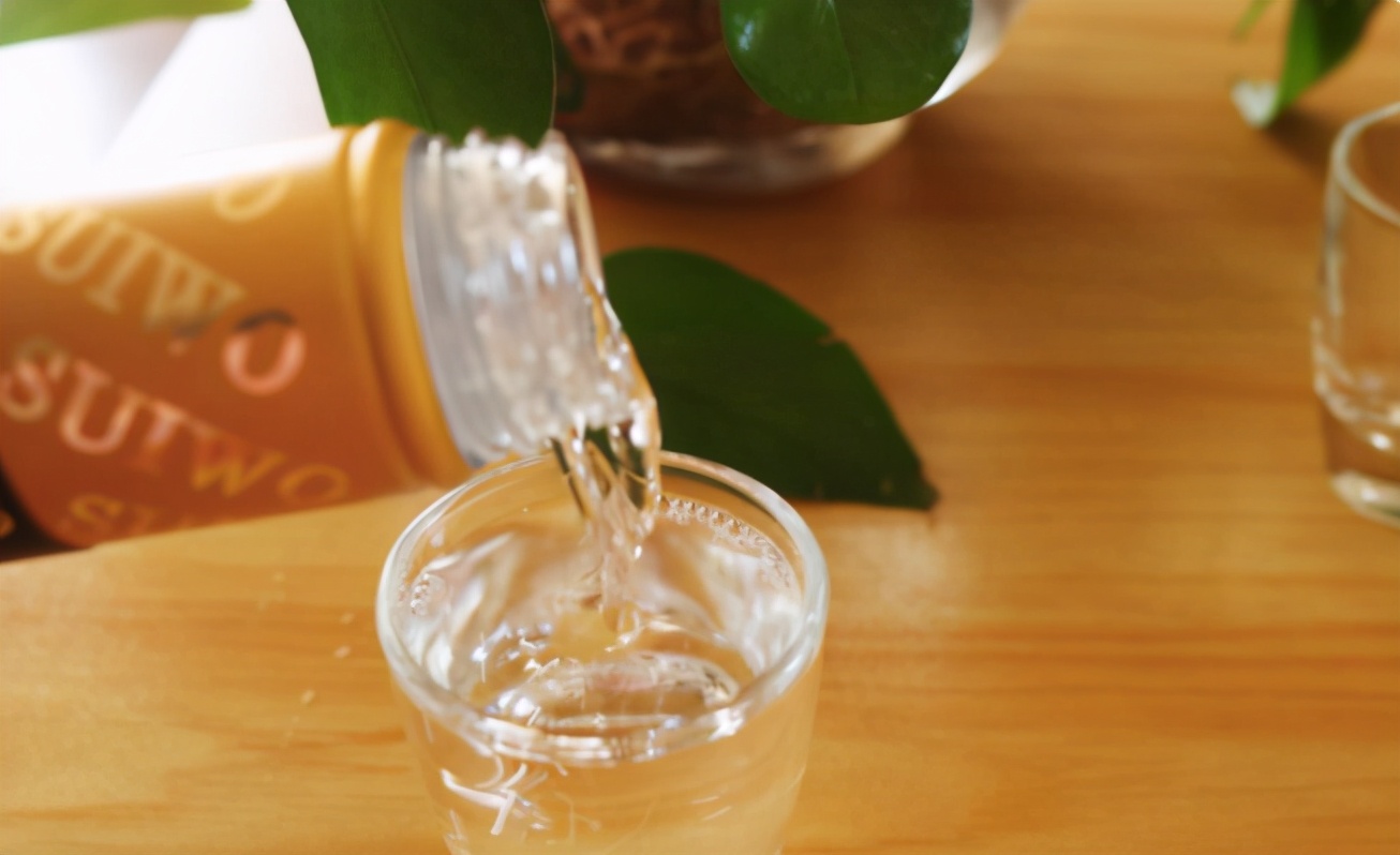 买纯粮酒怎样鉴别,买粮食酒怎么看是真酒