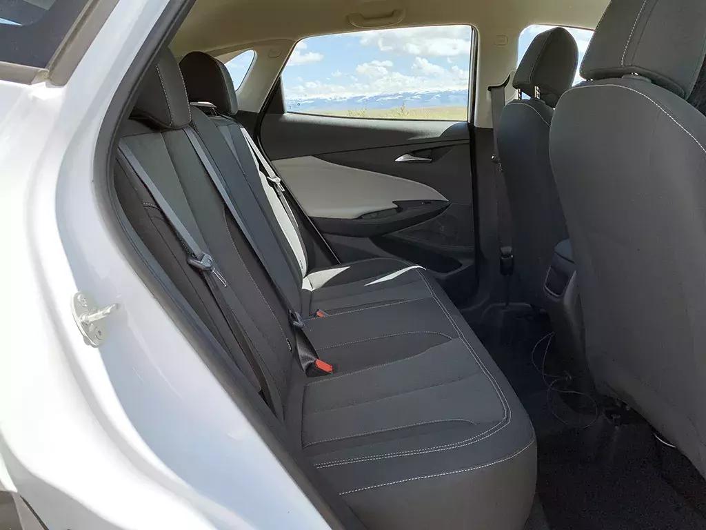 试驾昂科拉1.0t,昂科拉1.4t手动挡驾驶感受