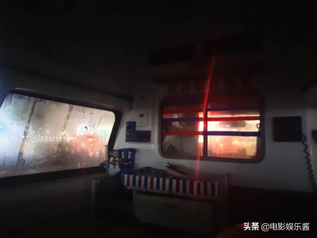 留学生回国登机流程,英国留学生回国攻略