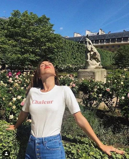 想要自然红唇选什么色号唇膏,秋冬推荐必备十款唇膏