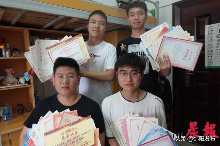 南昌大学学霸寝室集体保研名校,江西学霸宿舍考研成功