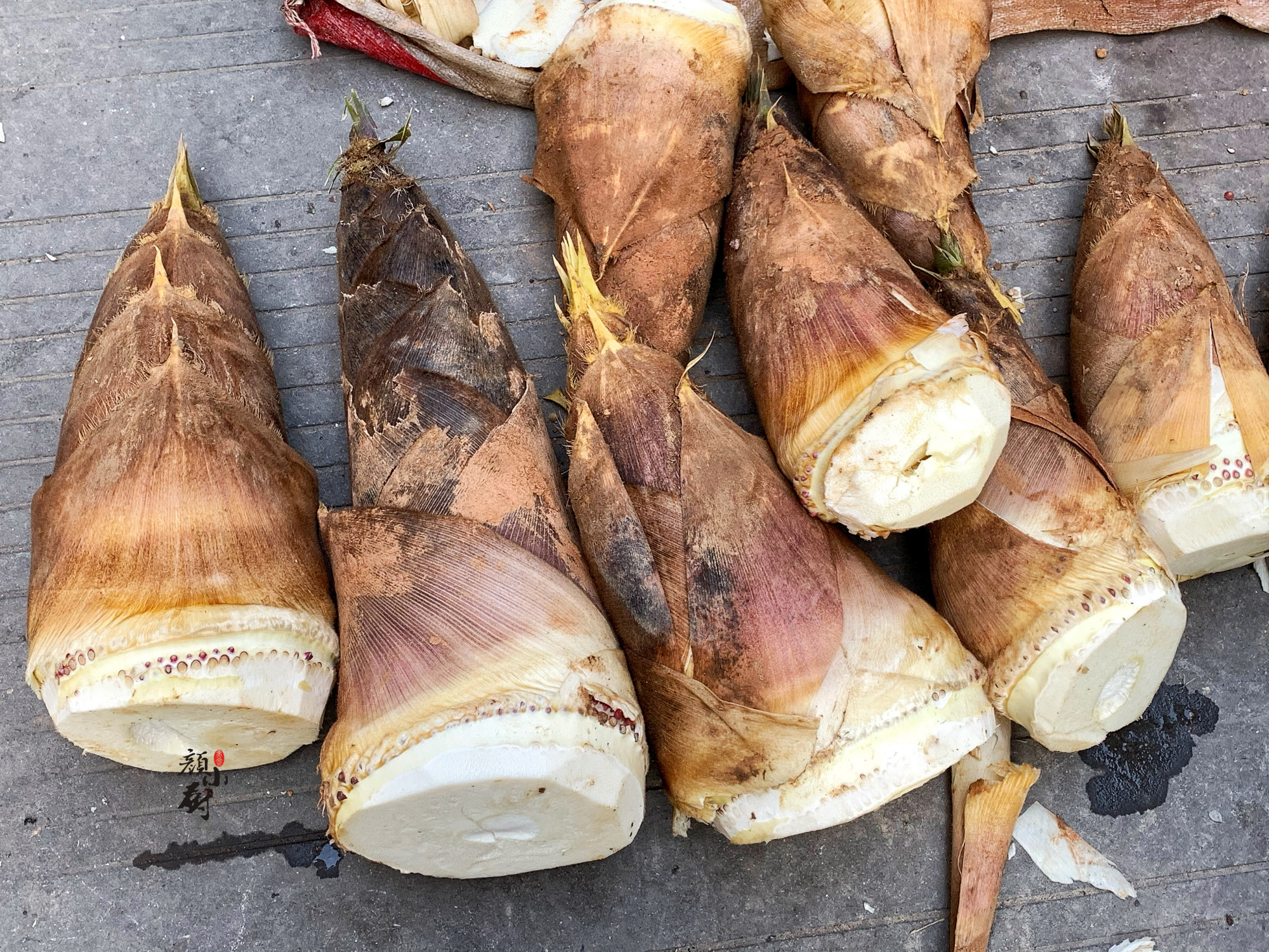 清明前后吃这个菜千万要注意,哪三种食物清明前准备