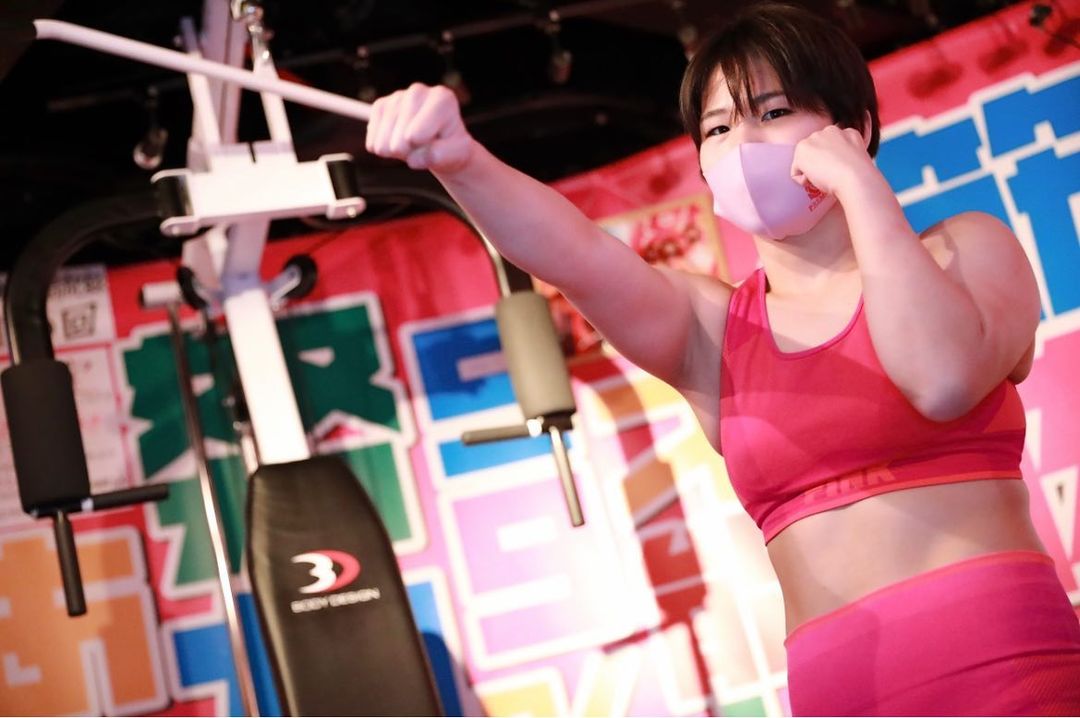 日本的肌肉女街头秀肌肉,日本肌肉女子