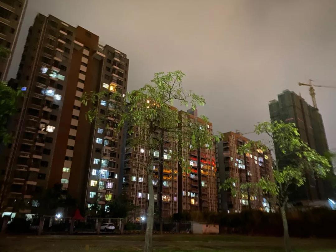 大亚湾夜景真实视频,大亚湾鬼城亮灯率