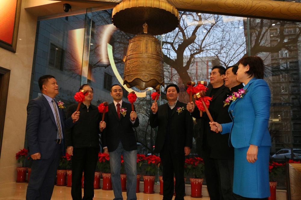 情色?暴利?平日无人光顾的*人用成品**店,却隐藏着1000亿的产业链