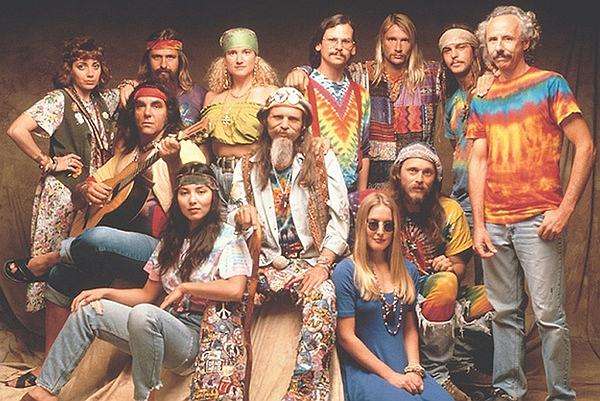 波西米亚风格裙子配什么包包好看,波西米亚风格超长裙