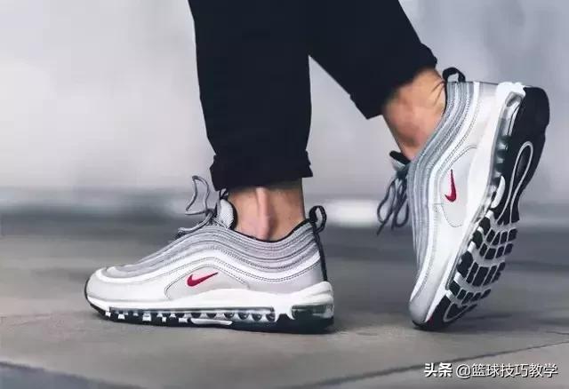 平价好看运动百搭鞋,平价又好看情侣鞋推荐