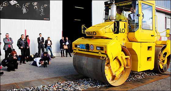 你以为有钱人的腕表都是正品?都是从这里流出,已被拦截查收