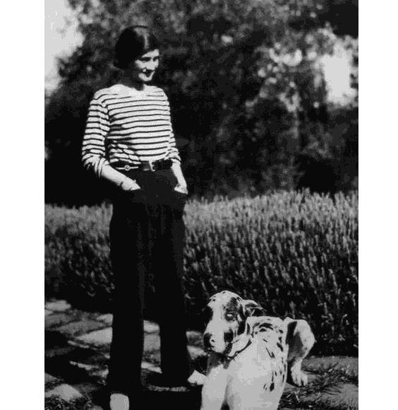 女性如何将条纹衫穿出时髦感,显瘦简约经典条纹衫的万能搭配法