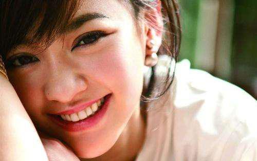 那个交了47个男朋友的女人，最后嫁给了他