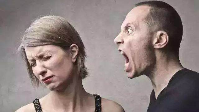 周公解梦梦见大火预示着什么,梦见自己被大火烧身还烧伤了