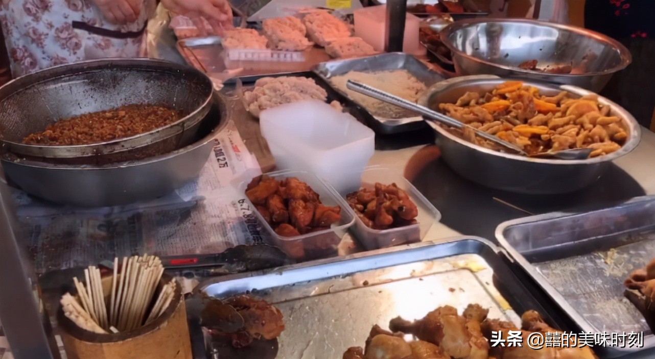 常熟附近美食街火爆小吃,常熟特色地摊小吃