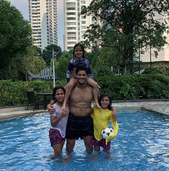 胡尔克和女友巴西度假,胡尔克与女友