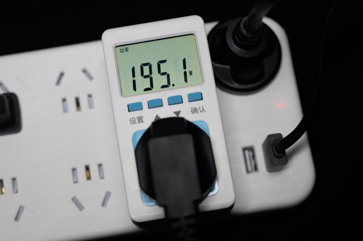 9600kf吃鸡实测,9600kf相当于多少超频