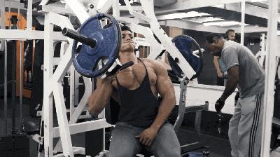 5种必练的胸肌训练方法,新手如何高效的练出胸肌