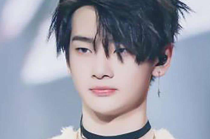 易烊千玺和黄明昊同框,易烊千玺黄明昊私下关系